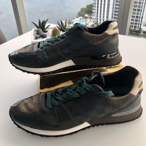 Louis Vuitton run away sneakers